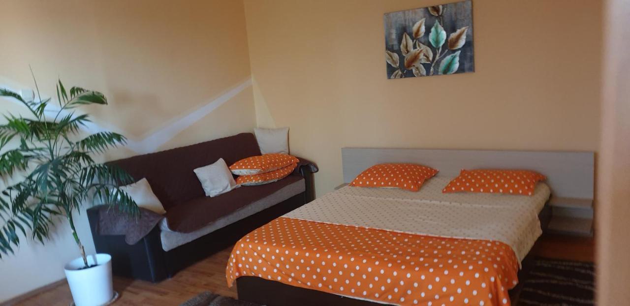 Casa Maia Hotel Turda Eksteriør billede